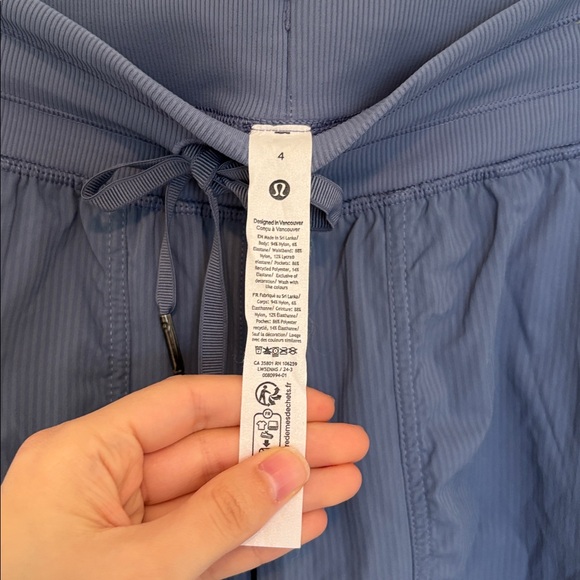 Lululemon Dance Studio Jogger in Ink Blue - Size 4 - Picture 7 of 9